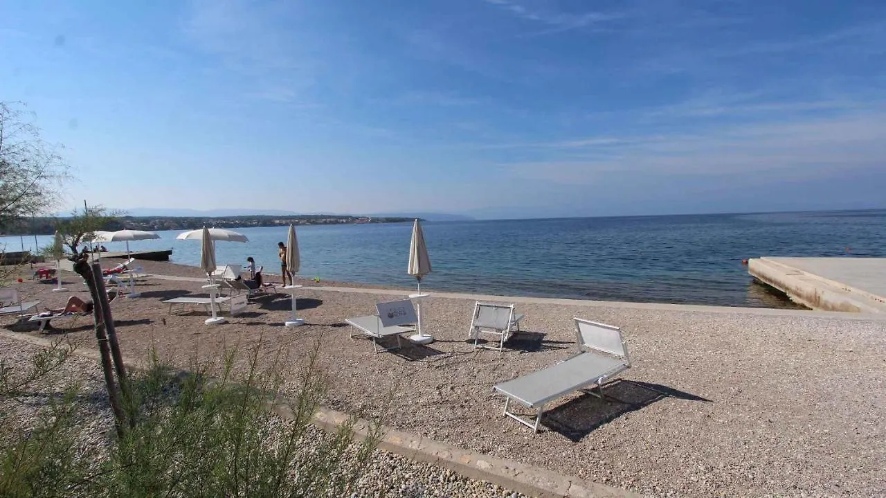 Apartment In Malinska/Insel Krk 34804